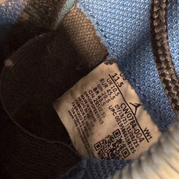 Size 11.5 Nike Jordan 11 CMFT Low Black Marina Blue Mens Sneakers CW0784-004 - Picture 8 of 9